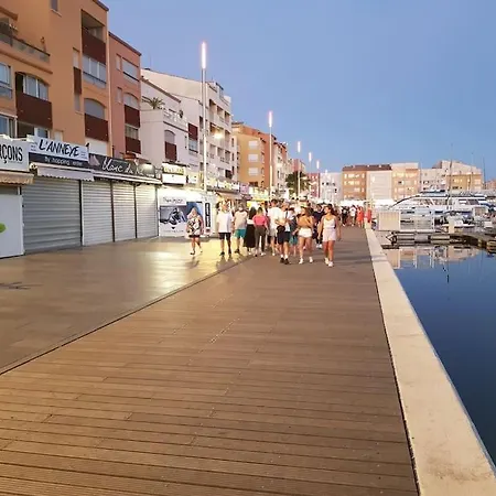 Meuble Climatise Centre Port Cap D'agde 아파트 아그